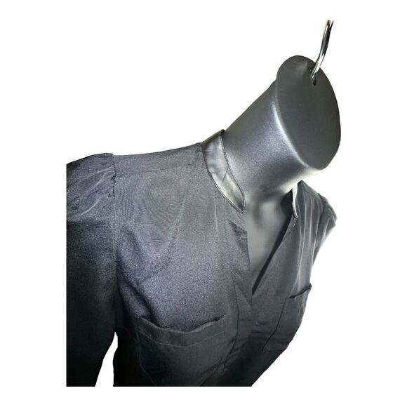 The limited black polyester v-neck blouse lightweight button up size medium - Picture 4 of 6
